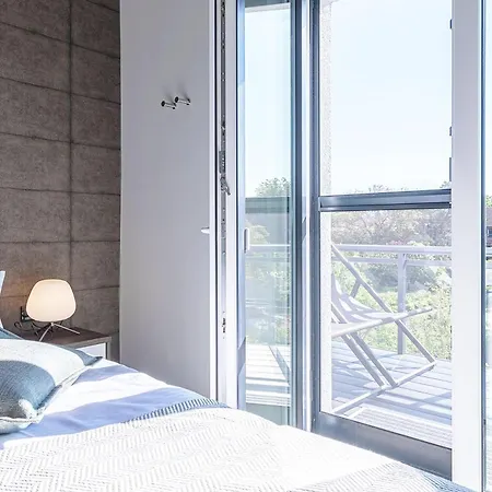 Magelan - 5 Sterne Mit Balkon Fuer 3 Personen *
