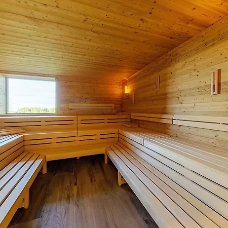 Magelan - 5 Sterne Mit Balkon Fuer 3 Personen *