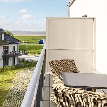 Magelan - 5 Sterne Mit Balkon Fuer 3 Personen דירה