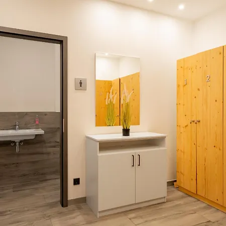 Magelan - 5 Sterne Mit Balkon Fuer 3 Personen ווסטרו